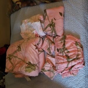 Realtree Pink Camo Bedding
